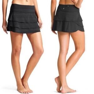 Athleta Tiered Tennis Swagger Skort In Black Size Large